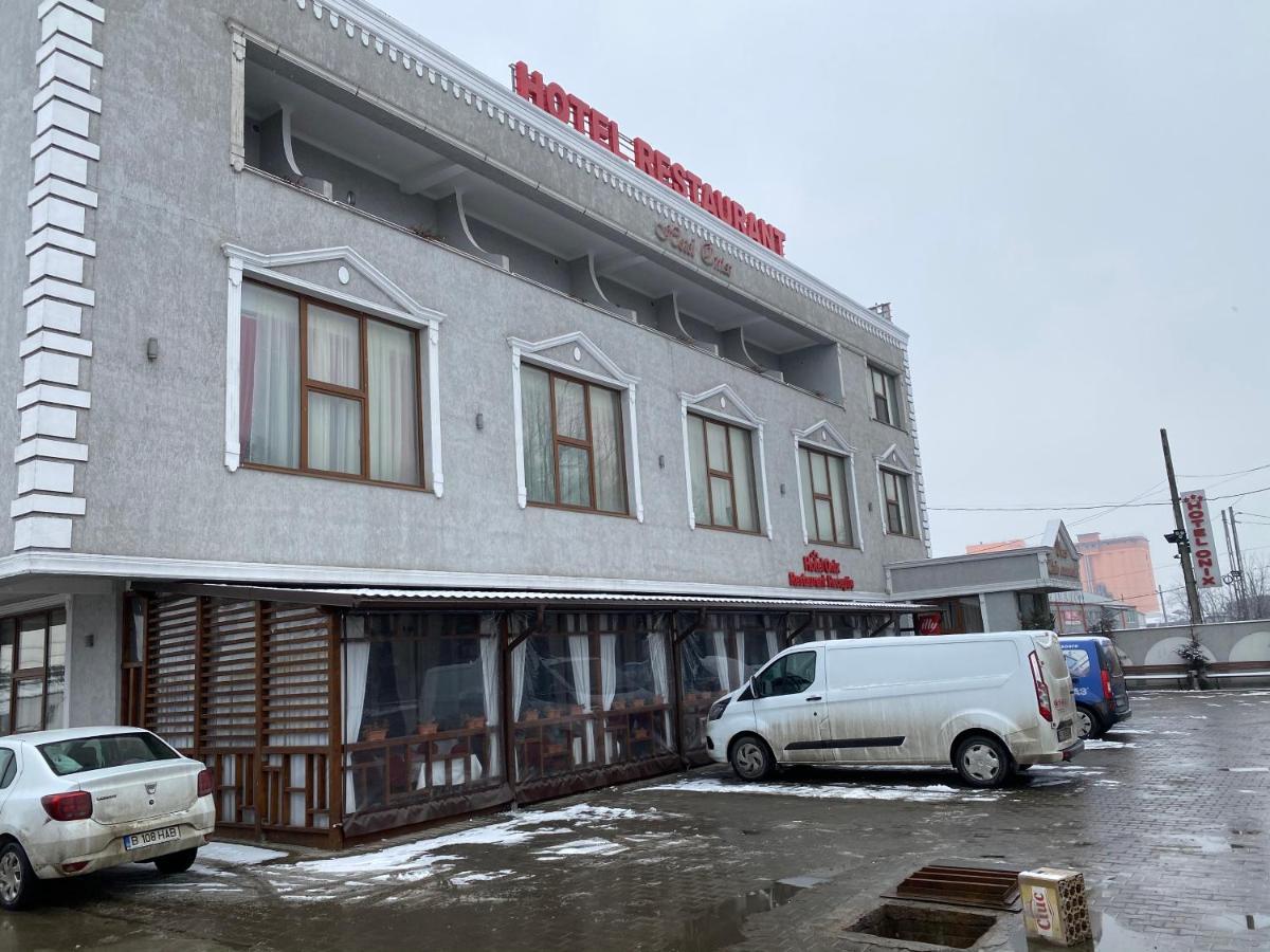 Hotel Onix Роман Екстериор снимка